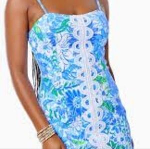 Lilly Pulitzer Romper  Size 00. EUC. Pinks lavenders with classic Lilly lace.